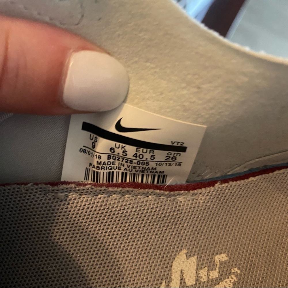 Nike Women’s React Element 55 Casual Sneakers - Light Grey/White - Picture 4 of 4